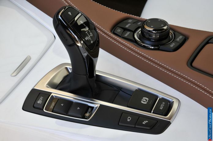 2012 BMW 6-series Gran Coupe - фотография 280 из 289 2012 BMW 6-series Gran Coupe - фотография 280 из 289