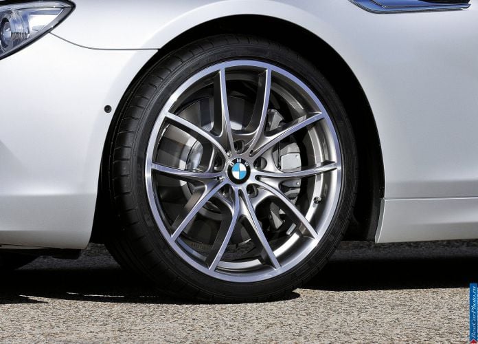 2012 BMW 650i Convertible - фотография 98 из 109 2012 BMW 650i Convertible - фотография 98 из 109