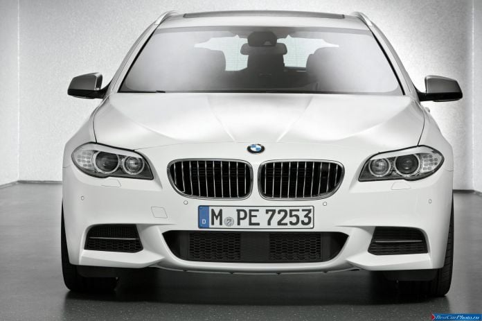 2012 BMW M550d xDrive Touring - фотография 3 из 18