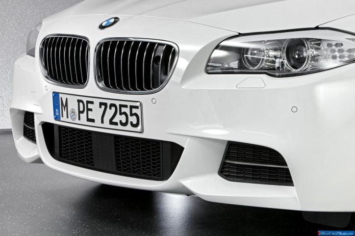 2012 BMW M550d xDrive Touring - фотография 7 из 18 2012 BMW M550d xDrive Touring - фотография 7 из 18