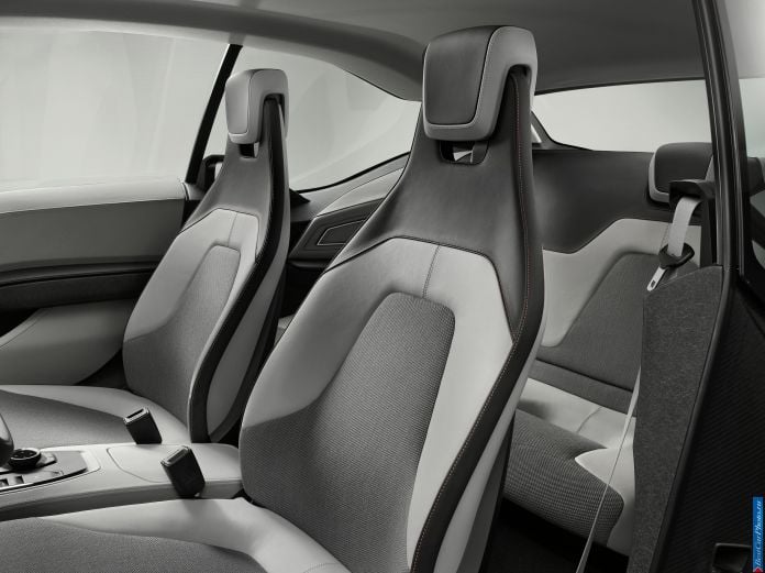 2012 BMW i3 Coupe Concept - фотография 30 из 39 2012 BMW i3 Coupe Concept - фотография 30 из 39