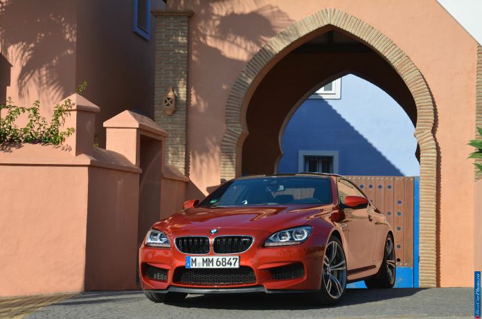 2012 BMW 6-series M Coupe - фотография 5 из 95 2012 BMW 6-series M Coupe - фотография 5 из 95