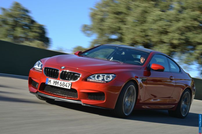 2012 BMW 6-series M Coupe - фотография 12 из 95 2012 BMW 6-series M Coupe - фотография 12 из 95