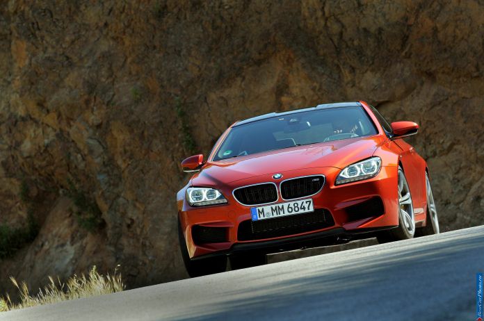 2012 BMW 6-series M Coupe - фотография 16 из 95
