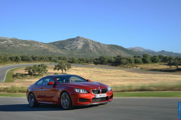 2012 BMW 6-series M Coupe - фотография 28 из 95