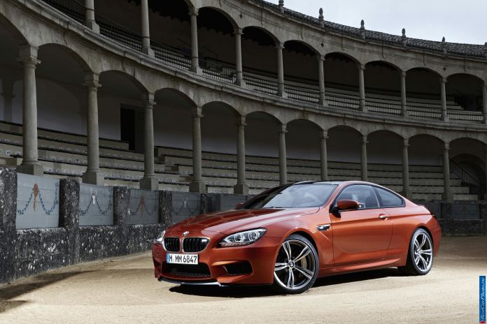 2012 BMW 6-series M Coupe - фотография 53 из 95