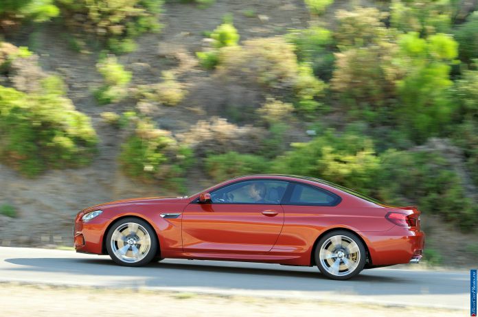 2012 BMW 6-series M Coupe - фотография 54 из 95