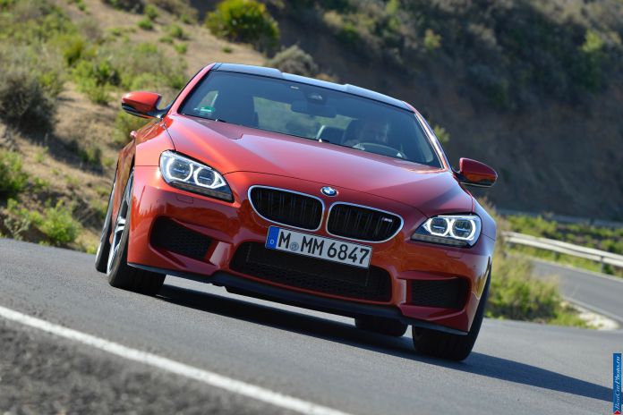 2012 BMW 6-series M Coupe - фотография 56 из 95 2012 BMW 6-series M Coupe - фотография 56 из 95