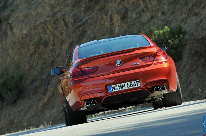 2012 BMW 6-series M Coupe - фотография 57 из 95