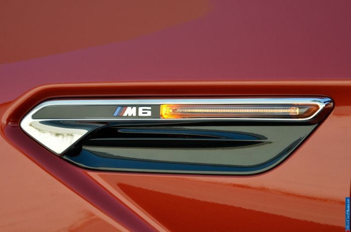 2012 BMW 6-series M Coupe - фотография 78 из 95 2012 BMW 6-series M Coupe - фотография 78 из 95