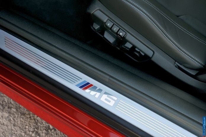 2012 BMW 6-series M Coupe - фотография 82 из 95
