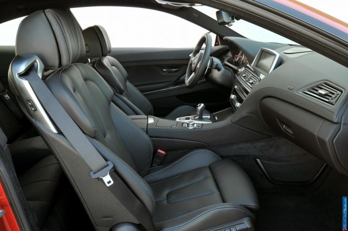 2012 BMW 6-series M Coupe - фотография 88 из 95 2012 BMW 6-series M Coupe - фотография 88 из 95