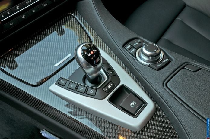 2012 BMW 6-series M Coupe - фотография 92 из 95 2012 BMW 6-series M Coupe - фотография 92 из 95