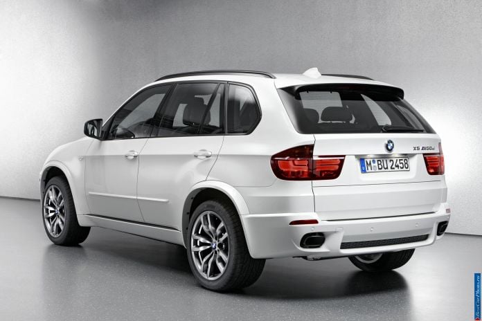 2012 BMW X5 M50d - фотография 2 из 5 2012 BMW X5 M50d - фотография 2 из 5