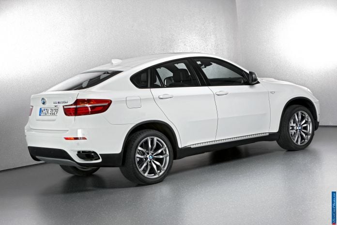2012 BMW X6 M50d - фотография 3 из 11