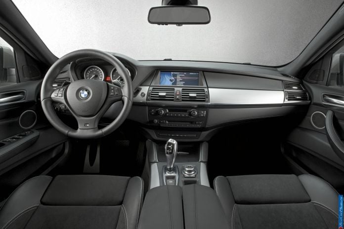 2012 BMW X6 M50d - фотография 9 из 11