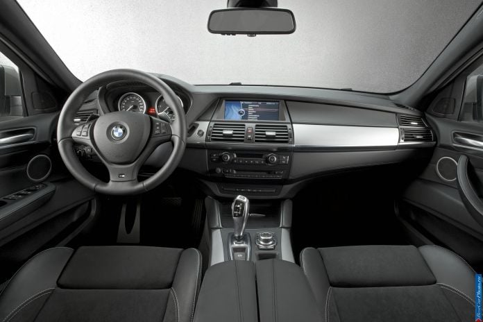2012 BMW X6 M50d - фотография 9 из 11 2012 BMW X6 M50d - фотография 9 из 11