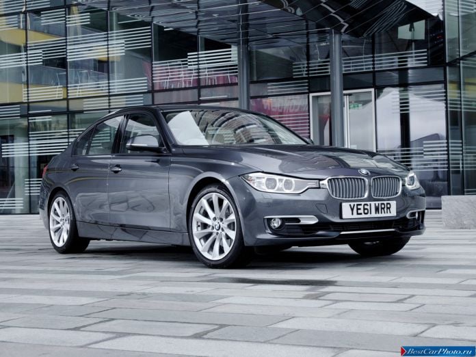 2013 BMW 3-series Sedan - фотография 25 из 53