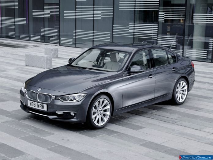 2013 BMW 3-series Sedan - фотография 31 из 53