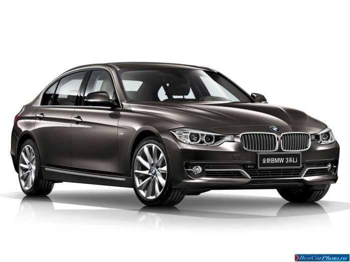 2013 BMW 3-series Sedan - фотография 34 из 53