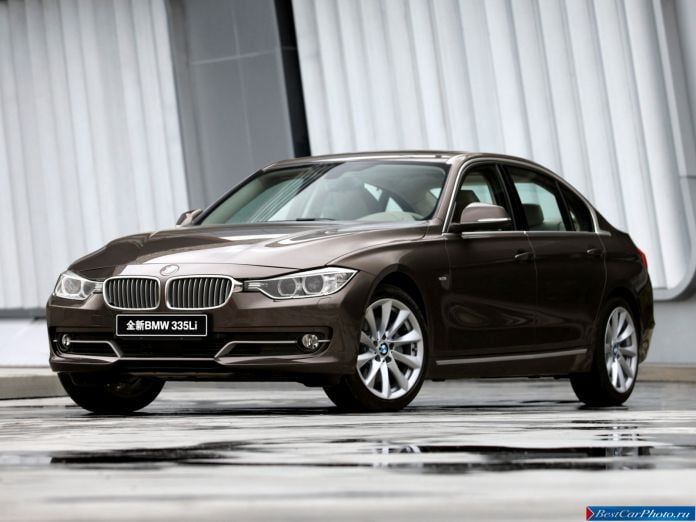2013 BMW 3-series Sedan - фотография 37 из 53