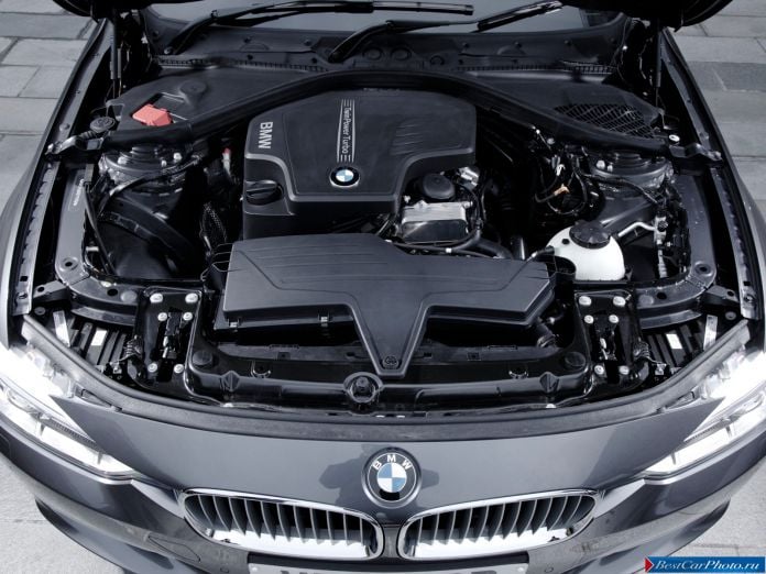 2013 BMW 3-series Sedan - фотография 52 из 53