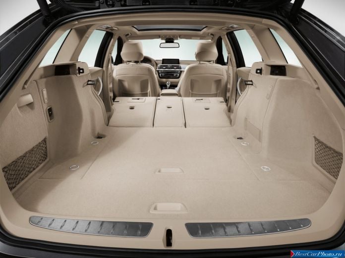 2013 BMW 3-series Touring - фотография 30 из 30 2013 BMW 3-series Touring - фотография 30 из 30