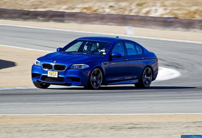 2013 BMW 5-series M Sedan US Version - фотография 10 из 67 2013 BMW 5-series M Sedan US Version - фотография 10 из 67
