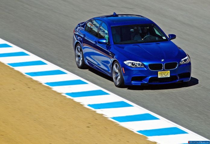 2013 BMW 5-series M Sedan US Version - фотография 19 из 67