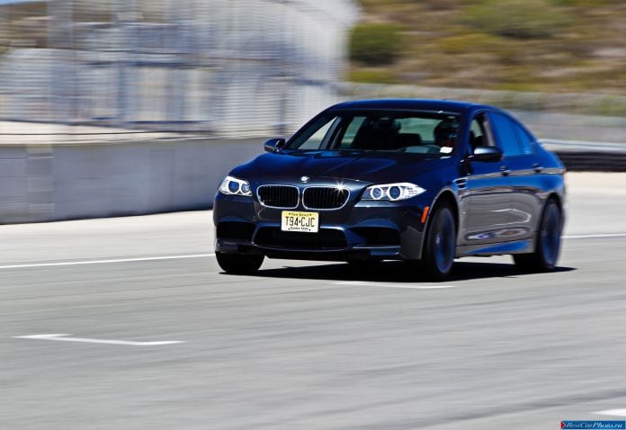 2013 BMW 5-series M Sedan US Version - фотография 25 из 67 2013 BMW 5-series M Sedan US Version - фотография 25 из 67