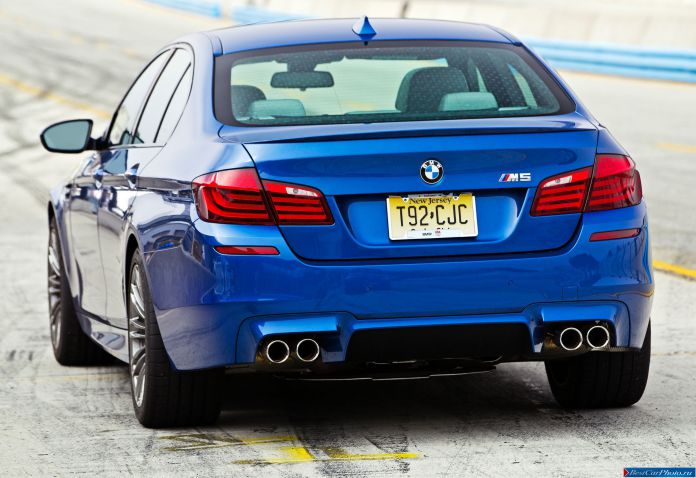 2013 BMW 5-series M Sedan US Version - фотография 49 из 67 2013 BMW 5-series M Sedan US Version - фотография 49 из 67