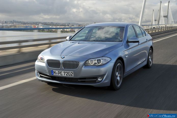 2013 BMW 5-series Sedan ActiveHybrid - фотография 18 из 143 2013 BMW 5-series Sedan ActiveHybrid - фотография 18 из 143
