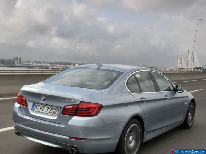 2013 BMW 5-series Sedan ActiveHybrid - фотография 27 из 143 2013 BMW 5-series Sedan ActiveHybrid - фотография 27 из 143
