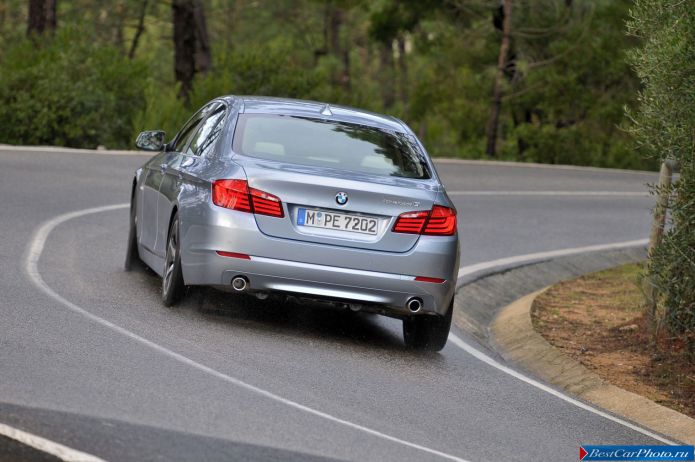 2013 BMW 5-series Sedan ActiveHybrid - фотография 59 из 143