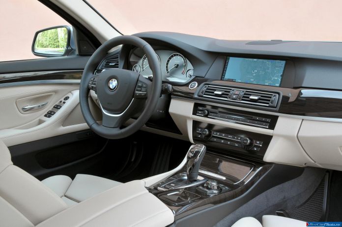 2013 BMW 5-series Sedan ActiveHybrid - фотография 72 из 143 2013 BMW 5-series Sedan ActiveHybrid - фотография 72 из 143