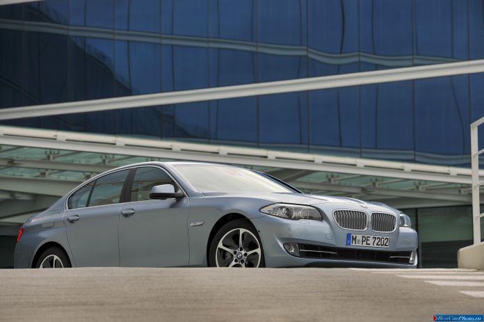 2013 BMW 5-series Sedan ActiveHybrid - фотография 88 из 143 2013 BMW 5-series Sedan ActiveHybrid - фотография 88 из 143