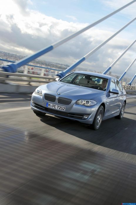 2013 BMW 5-series Sedan ActiveHybrid - фотография 91 из 143 2013 BMW 5-series Sedan ActiveHybrid - фотография 91 из 143