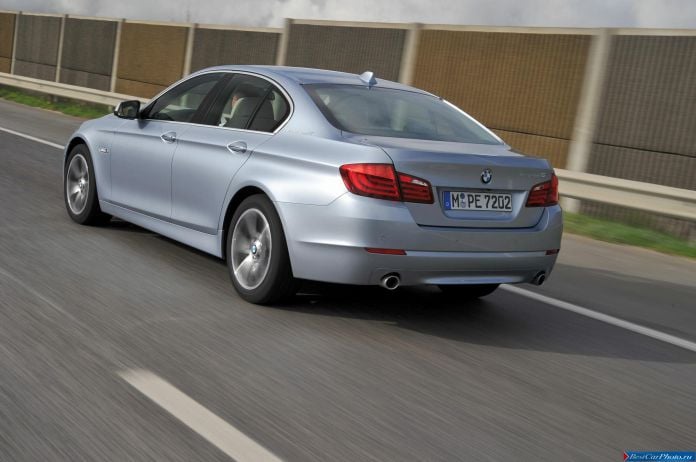 2013 BMW 5-series Sedan ActiveHybrid - фотография 103 из 143 2013 BMW 5-series Sedan ActiveHybrid - фотография 103 из 143