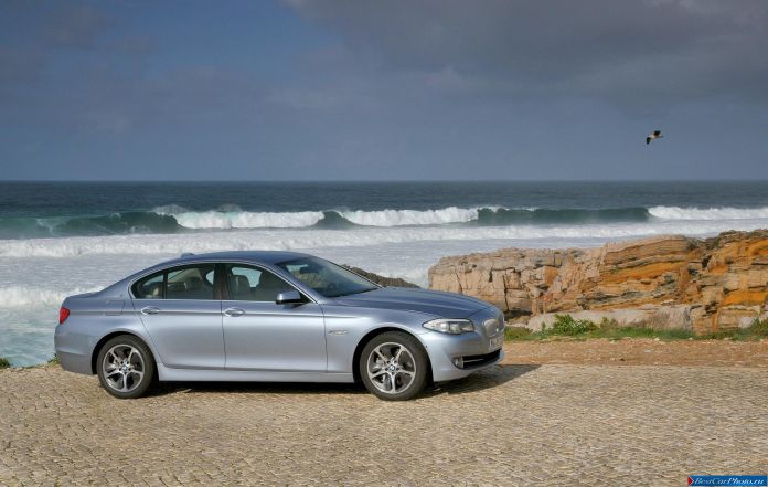 2013 BMW 5-series Sedan ActiveHybrid - фотография 111 из 143 2013 BMW 5-series Sedan ActiveHybrid - фотография 111 из 143