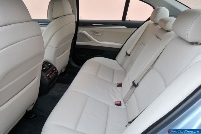 2013 BMW 5-series Sedan ActiveHybrid - фотография 119 из 143 2013 BMW 5-series Sedan ActiveHybrid - фотография 119 из 143