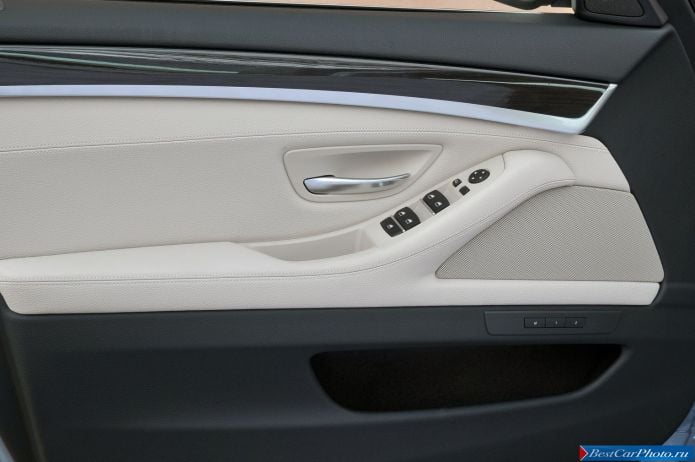 2013 BMW 5-series Sedan ActiveHybrid - фотография 130 из 143 2013 BMW 5-series Sedan ActiveHybrid - фотография 130 из 143