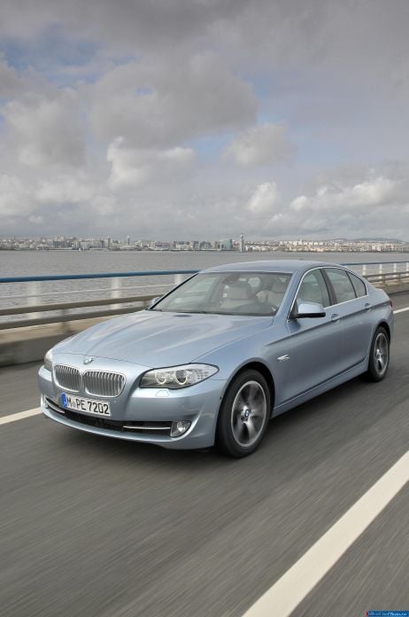 2013 BMW 5-series Sedan ActiveHybrid - фотография 132 из 143 2013 BMW 5-series Sedan ActiveHybrid - фотография 132 из 143