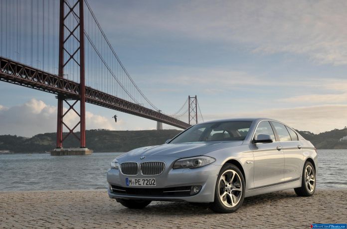 2013 BMW 5-series Sedan ActiveHybrid - фотография 142 из 143 2013 BMW 5-series Sedan ActiveHybrid - фотография 142 из 143