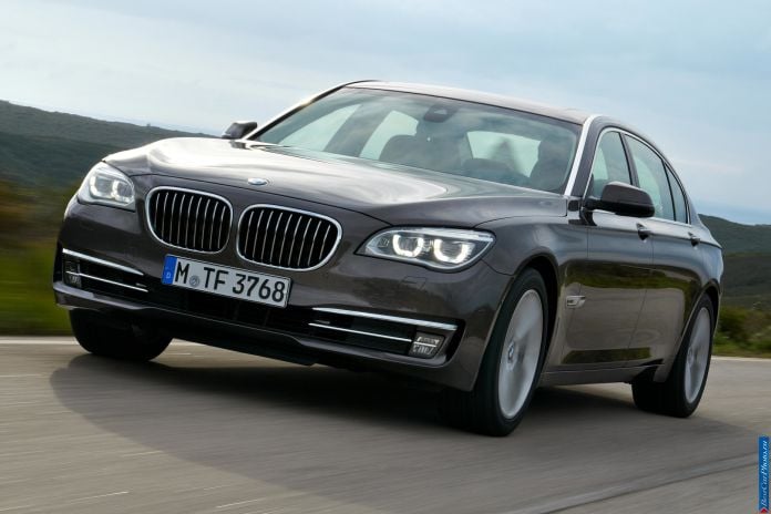 2013 BMW 7-series - фотография 33 из 190 2013 BMW 7-series - фотография 33 из 190