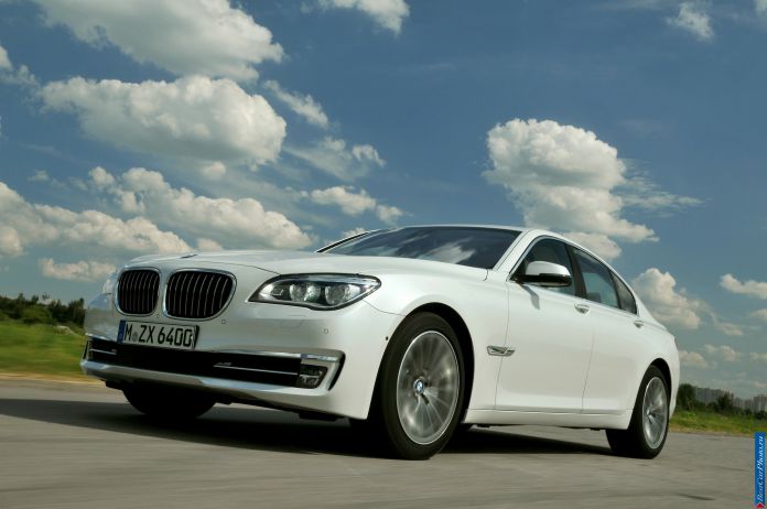 2013 BMW 7-series - фотография 35 из 190 2013 BMW 7-series - фотография 35 из 190