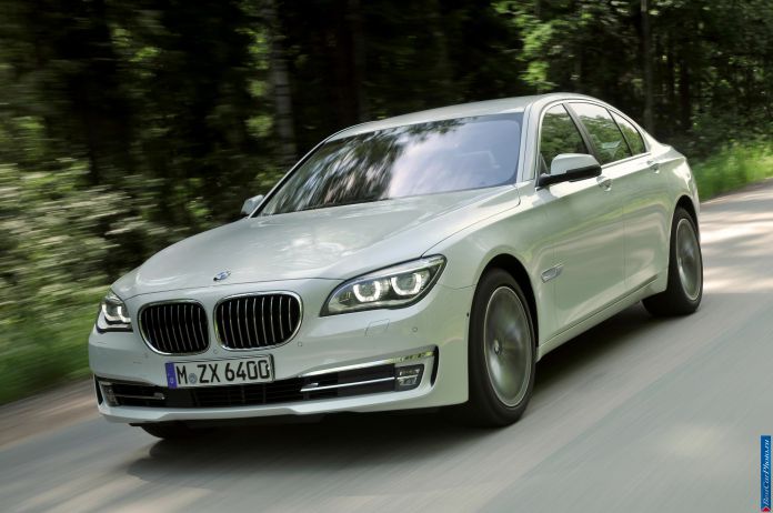 2013 BMW 7-series - фотография 38 из 190 2013 BMW 7-series - фотография 38 из 190