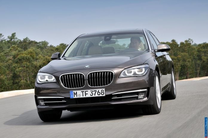 2013 BMW 7-series - фотография 44 из 190 2013 BMW 7-series - фотография 44 из 190