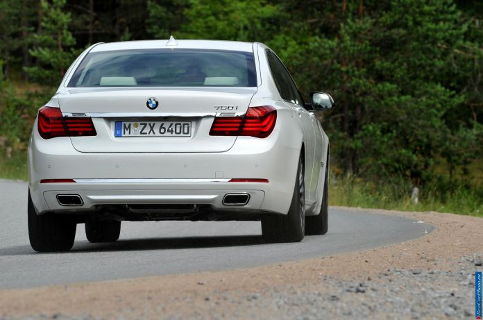 2013 BMW 7-series - фотография 59 из 190 2013 BMW 7-series - фотография 59 из 190