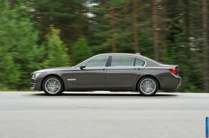 2013 BMW 7-series - фотография 63 из 190 2013 BMW 7-series - фотография 63 из 190