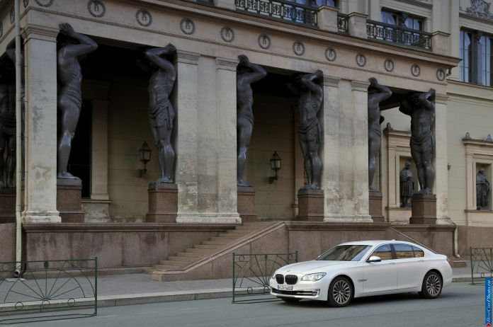 2013 BMW 7-series - фотография 71 из 190 2013 BMW 7-series - фотография 71 из 190